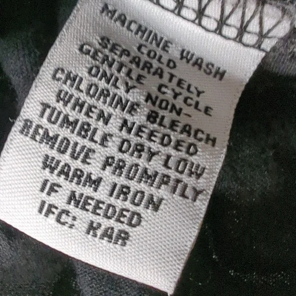 The Buckle Floral Embroidered Peasant/Milkmaid Top - Picture 4 of 4